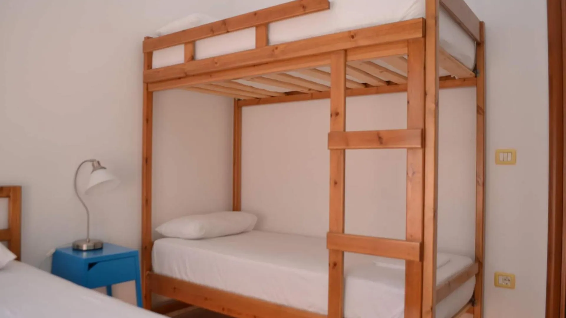 Apartamento Contemporary Living With Ionian Views Sarandë