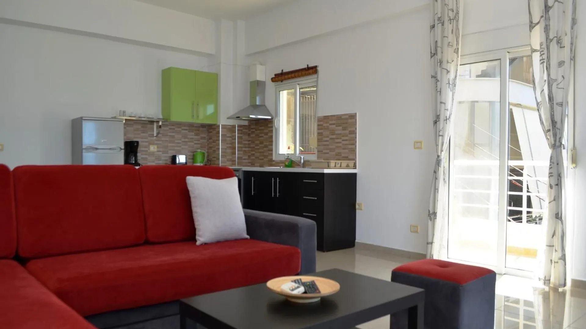 Apartamento Contemporary Living With Ionian Views Sarandë