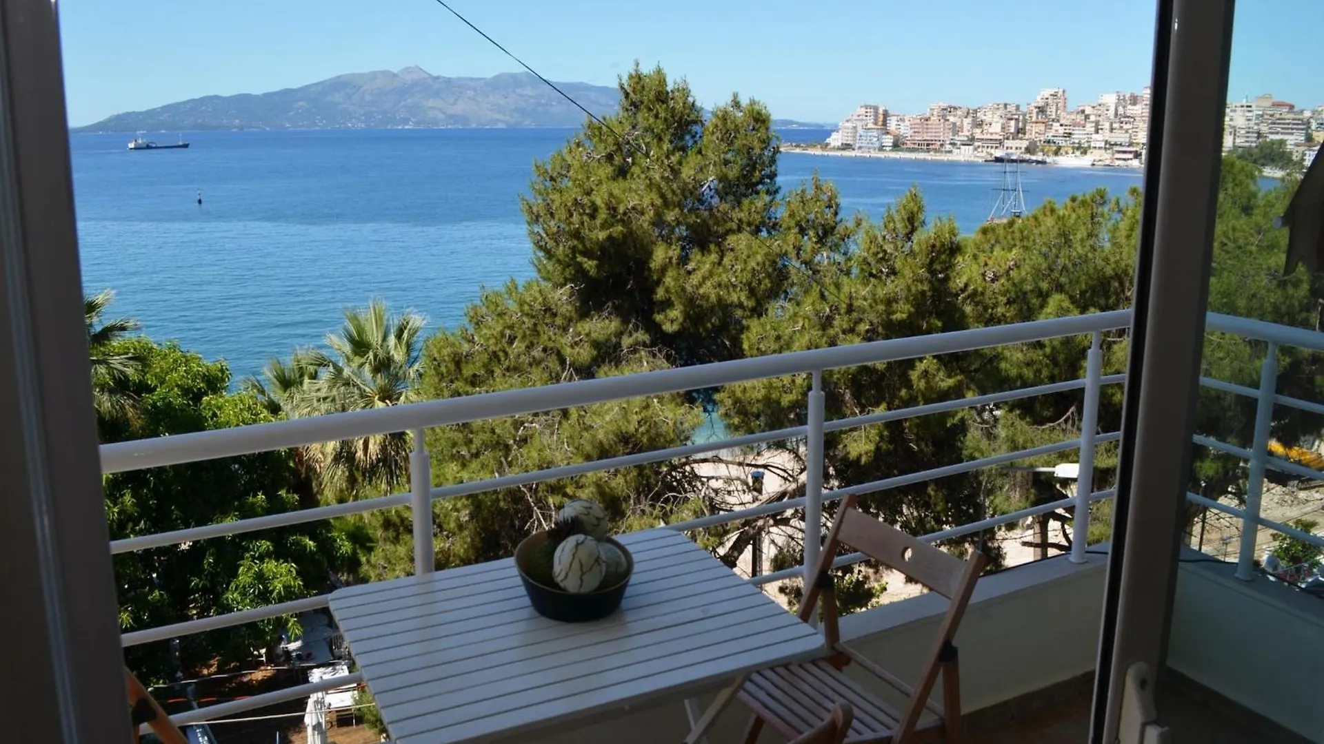 Apartamento Contemporary Living With Ionian Views Sarandë 0*,
